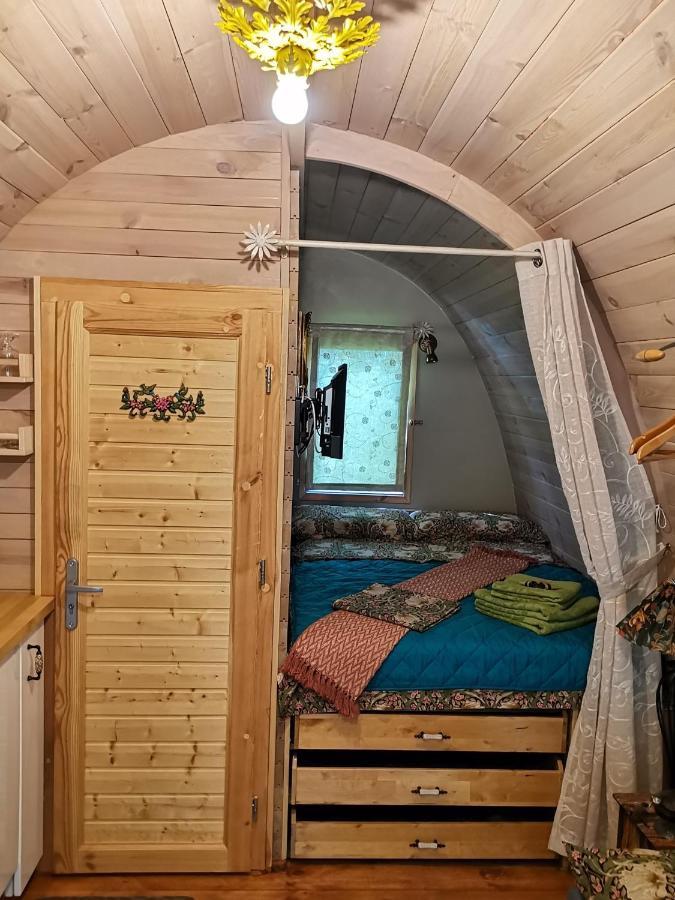 אפריקלה Tiny Cottage Casa Uccello מראה חיצוני תמונה